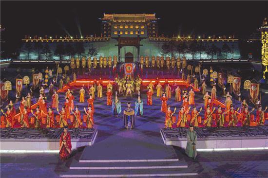 夜幕下时尚与古典融合的永宁门 供图 西安文旅之声