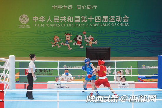 　　6月7日下午，十四运会拳击测试赛在榆开赛。