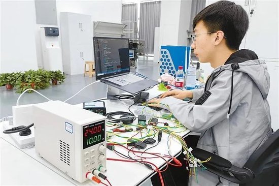 硬核研发团队为企业发展提供了人才支撑