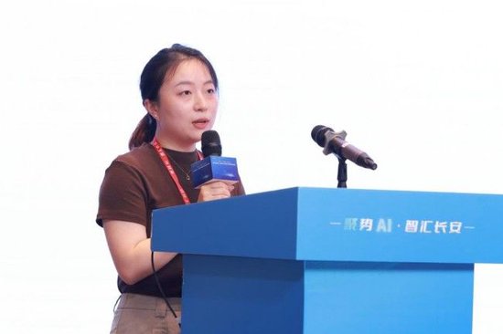 杭州王道控股有限公司营销总监洪益品做主题分享