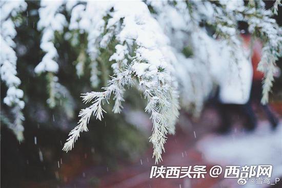 道路结冰黄色预警继续发布,西安降雪将在今天结束,本周天气将以阴天为主。