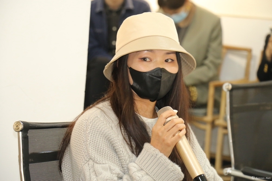 画家郭子愚发言