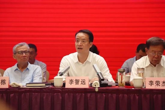 陕西省民政厅厅长李智远发表讲话