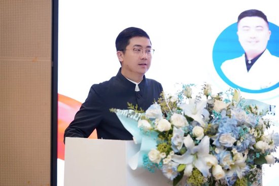 西北大学附属爱尔眼科医院李康寯院长致辞