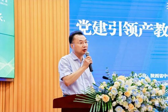 中国和平统一促进会原副秘书长、中华职业教育社原副总干事韩晓光发言