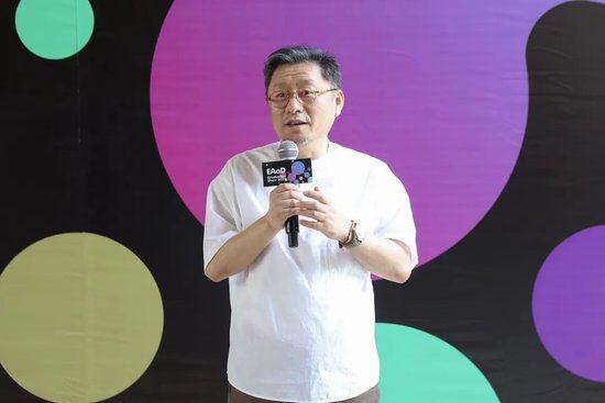 西安外国语大学艺术设计学院院长李杰教授致辞