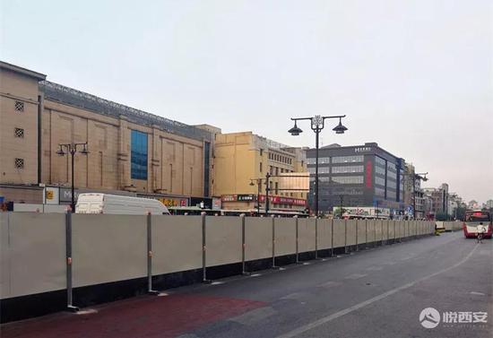 地铁6号线钟楼站导改施工现场 图/悦西安