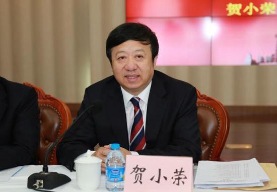 賀小榮簡(jiǎn)歷
