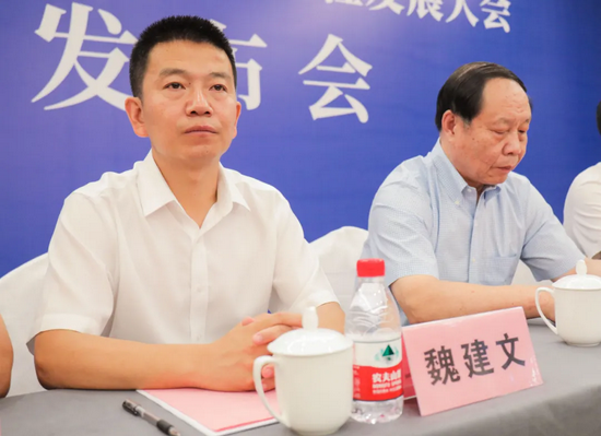 黄陵县人民政府副县长魏建文