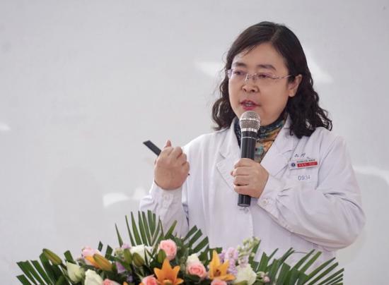 西安交通大学第二附属医院儿童病院常务副院长肖延风教授给大家带来生动的科普讲座