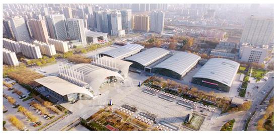 曲江国际会展中心。
