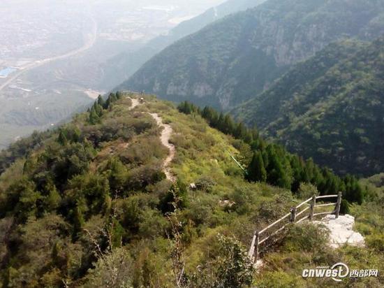 健身步道遠(yuǎn)景。