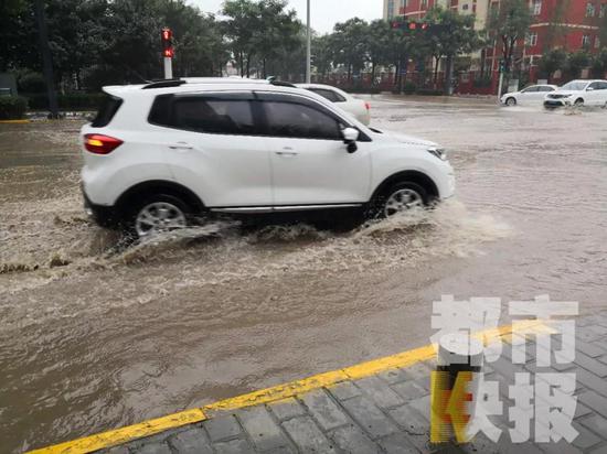 陕西多地降大到暴雨 西安未来一周都是雨雨雨