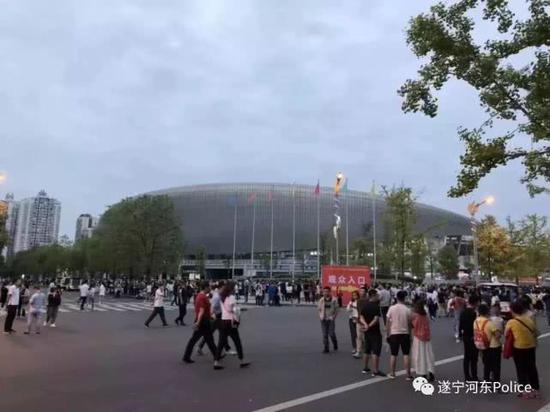 遂宁河东体育中心