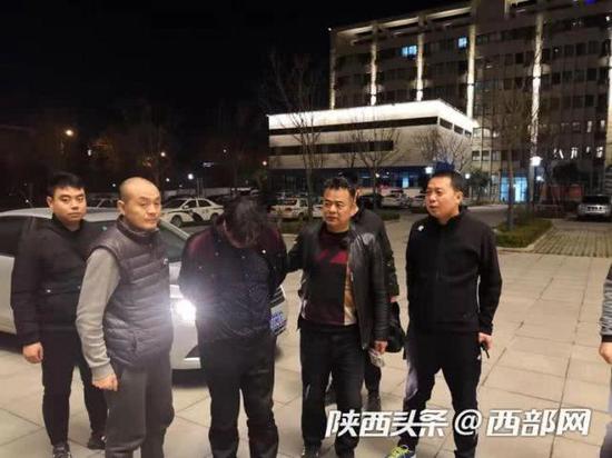 拋尸潛逃20年,一涉黑人員終落法網(wǎng)。