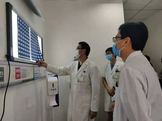 讨论住院患者病情