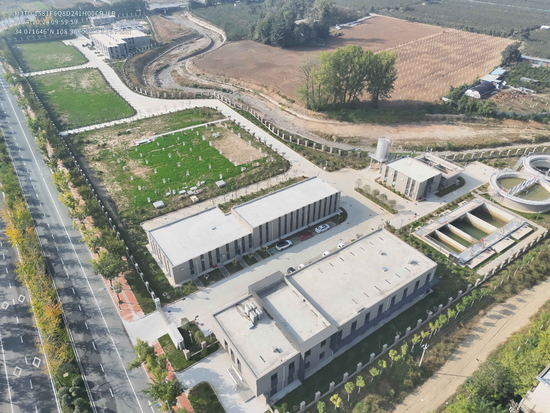 金凤水厂项目建设为比亚迪系列项目提供了稳定的生产生活用水保障,解决园区其它企业项目及周边群众的用水需求