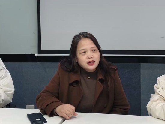 （图三）科技与工程学院副院长周燕讲话