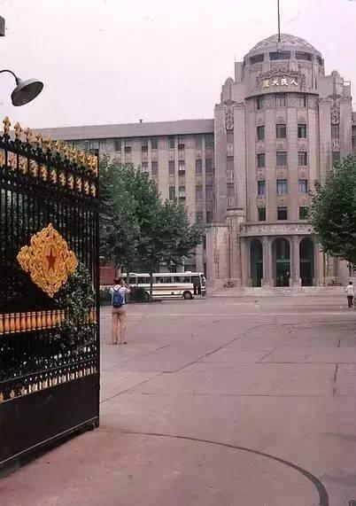 做手工竹簾的手藝人