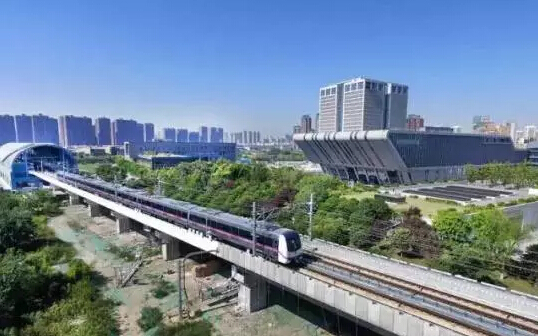 浐灞生态区借地铁开通之东风,发挥自身优势、增强产业特色、优化投资环境、提升区域品质。