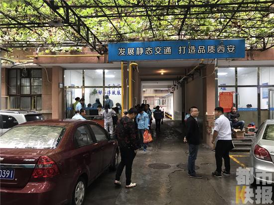 9月1日停車新政將到來，公共站點15分鐘內免費。