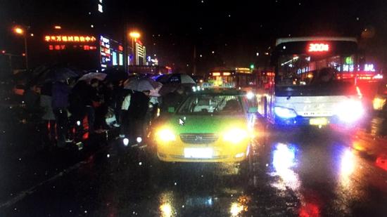 事發(fā)現(xiàn)場。西安交警蓮湖大隊 供圖