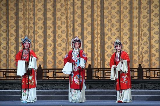 中國秦腔優(yōu)秀劇目會演落幕。