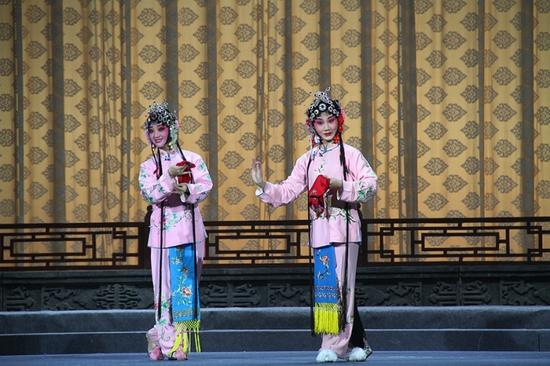 中國秦腔優(yōu)秀劇目會演落幕。