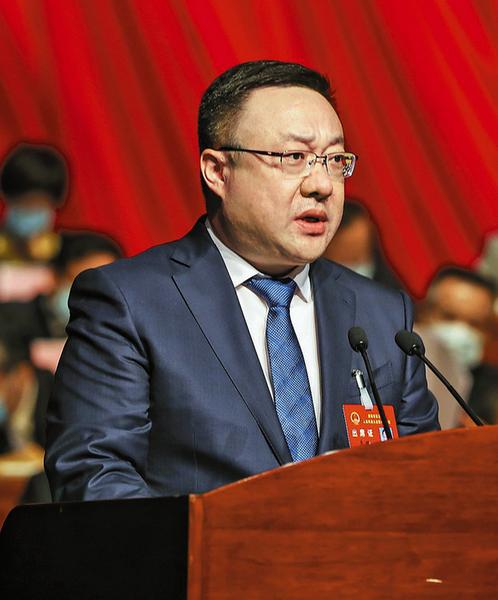 代市长王琳作政府工作报告