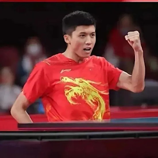 翟翔