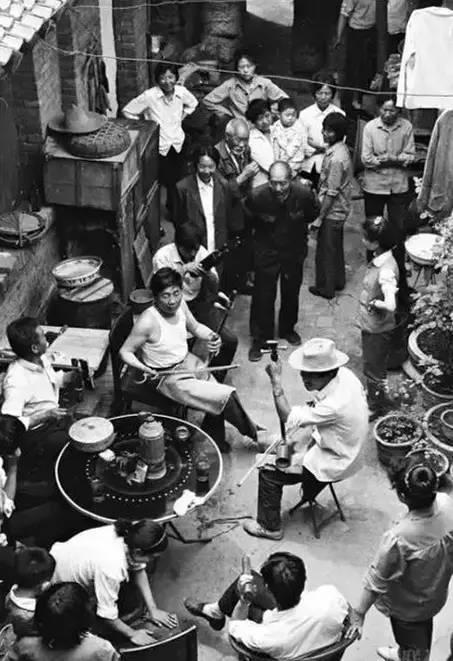 板車加椅子，簡單、實用