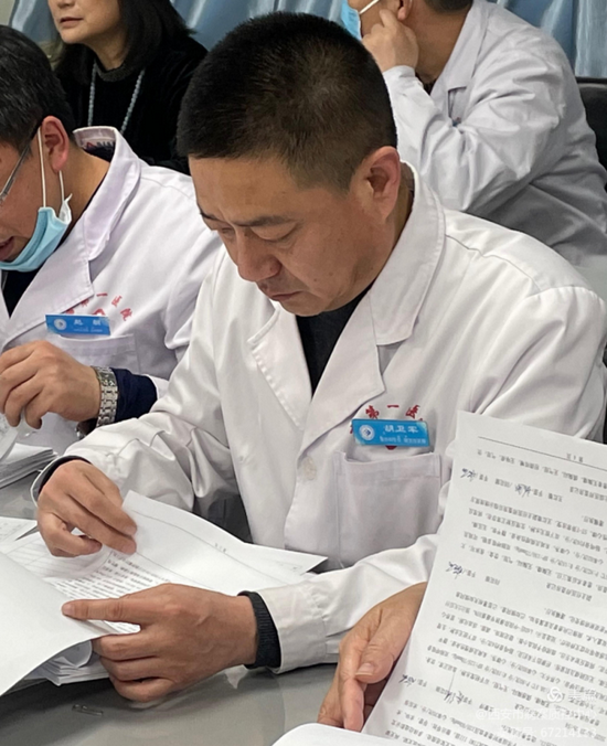 胡卫军 西安市第一医院普外科主任 副主任医师