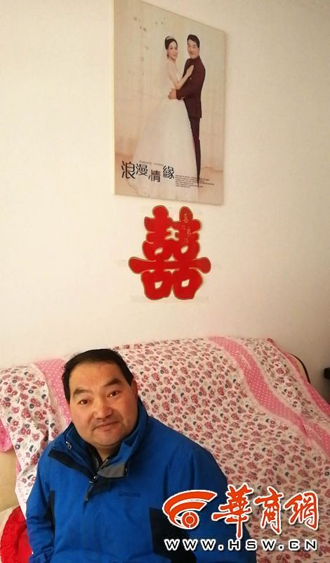 脫單后的顏小紅婚后，一直和媳婦在縣城打工