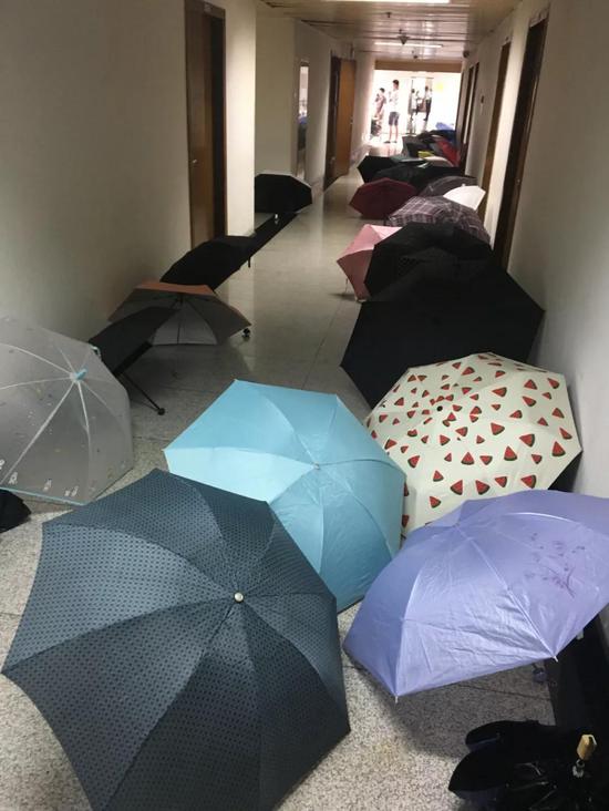 学术派表达下雨