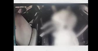 西安一孕妇搭乘出租车 行驶途中突然生下一个孩子