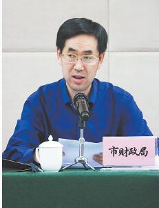 常启彬