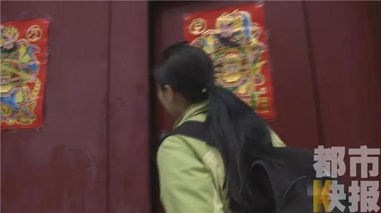 記者：阿姨，這里是霧東村吧？