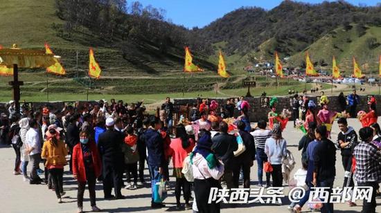 国庆黄金周,宝鸡各旅游景区人气火爆。