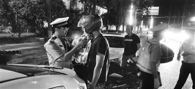 經(jīng)開交警查獲西安首例騎摩托車醉駕刑拘案例