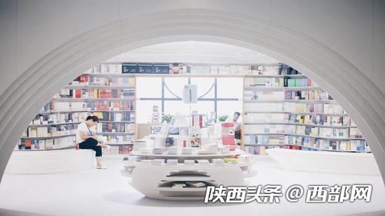 钟书阁。
