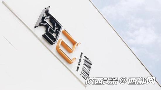 阅己书屋。