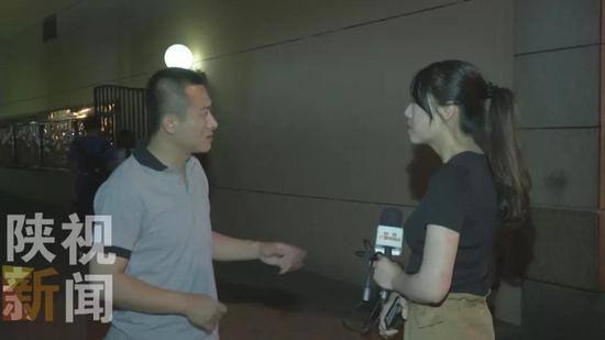 記者從醫(yī)院了解到，由于救治及時，目前岳某生命體征平穩(wěn)，沒有生命危險。