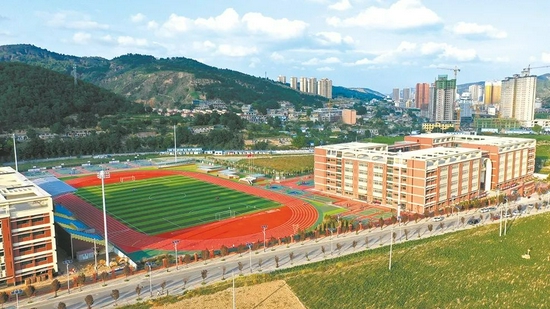 子长中学新校区