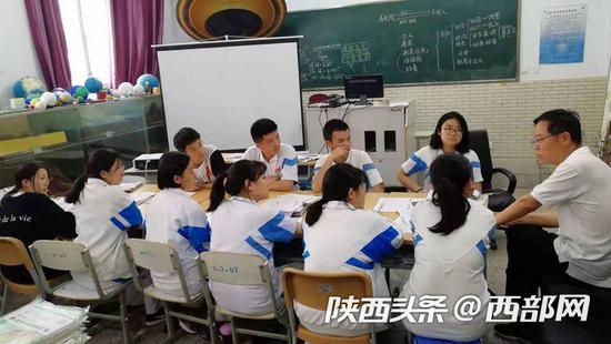 西安高新一中学生的这份模拟提案 将被政协委员带上全国“两会”