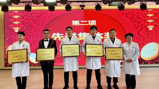 左三 张排旗