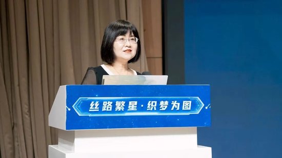 杨 枫（中国科普作家协会科幻产业专委会主任）