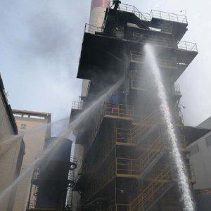 西安南二環(huán)朱雀花卉市場(chǎng)附近一熱力公司發(fā)生火情。（圖片來自：陜西消防）