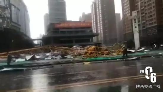 雖說(shuō)大雨過(guò)后有點(diǎn)狼狽
