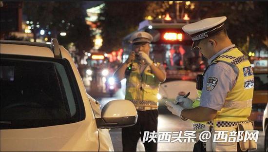 西安交警將啟動6個月的集中整治。資料圖