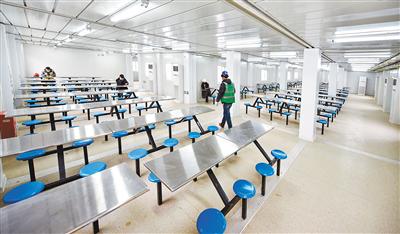 西安公共卫生中心项目应急院区2月17日正式移交。图片来源:西安晚报